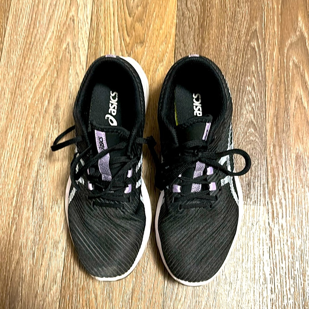 Asics black and white running shoes size 8.5 womens